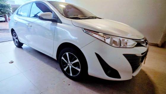 TOYOTA YARIS 1.5 16V FLEX SEDAN XS CONNECT MULTIDRIVE